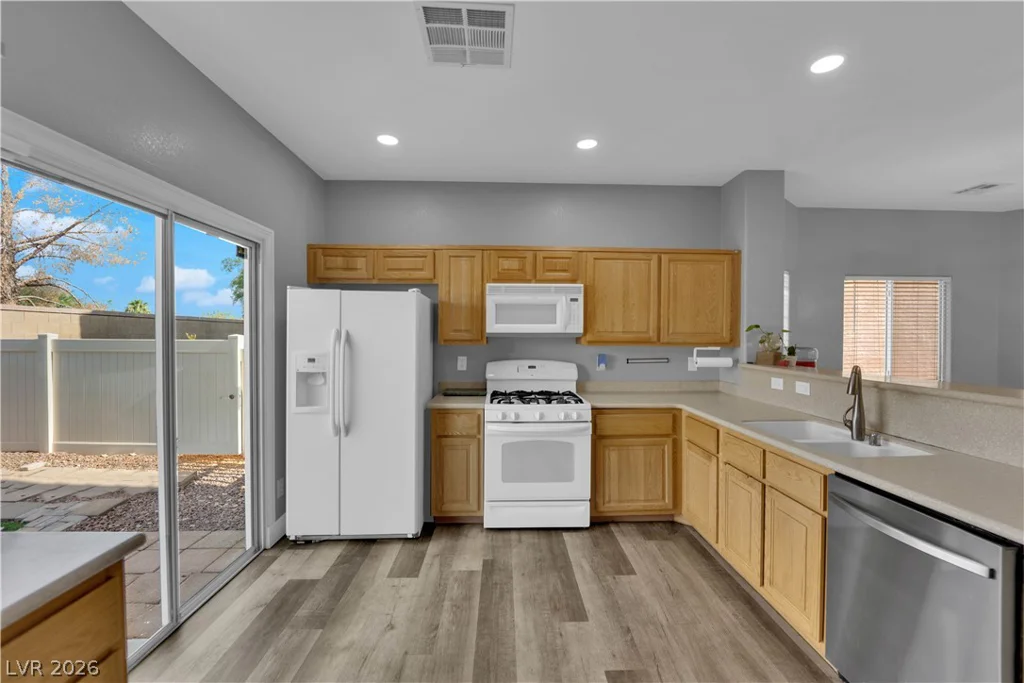 9466 Marshall Creek, Las Vegas, NV 89178