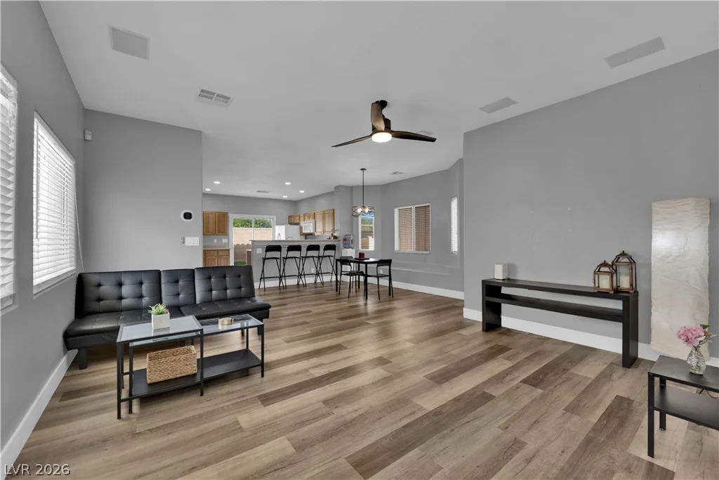 9466 Marshall Creek, Las Vegas, NV 89178