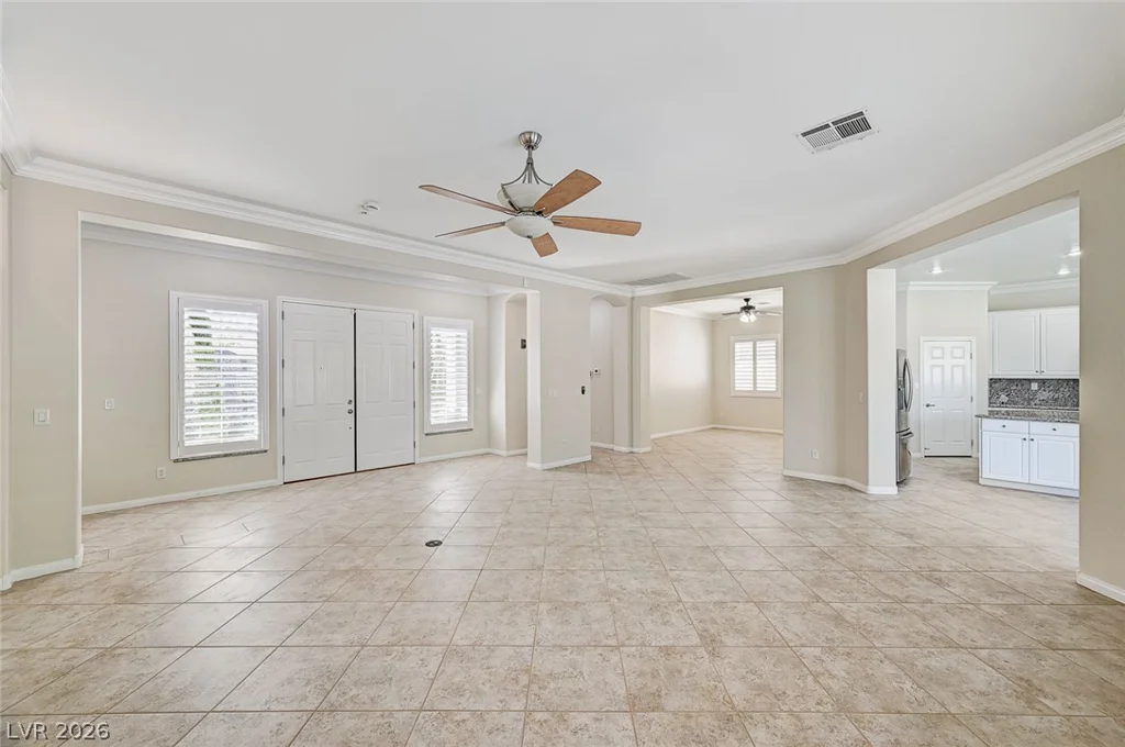 7922 Carson Creek, Las Vegas, NV 89113