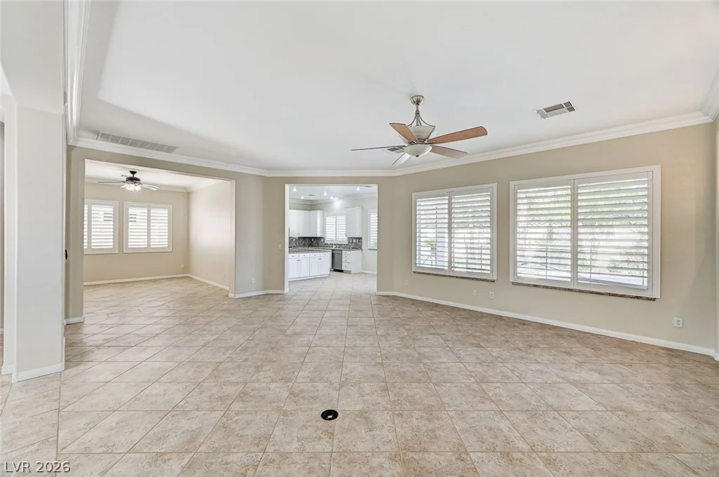 7922 Carson Creek, Las Vegas, NV 89113