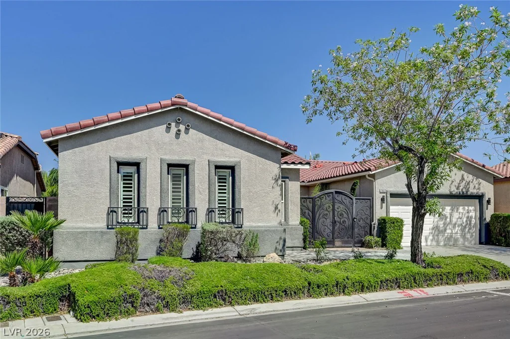 7922 Carson Creek, Las Vegas, NV 89113