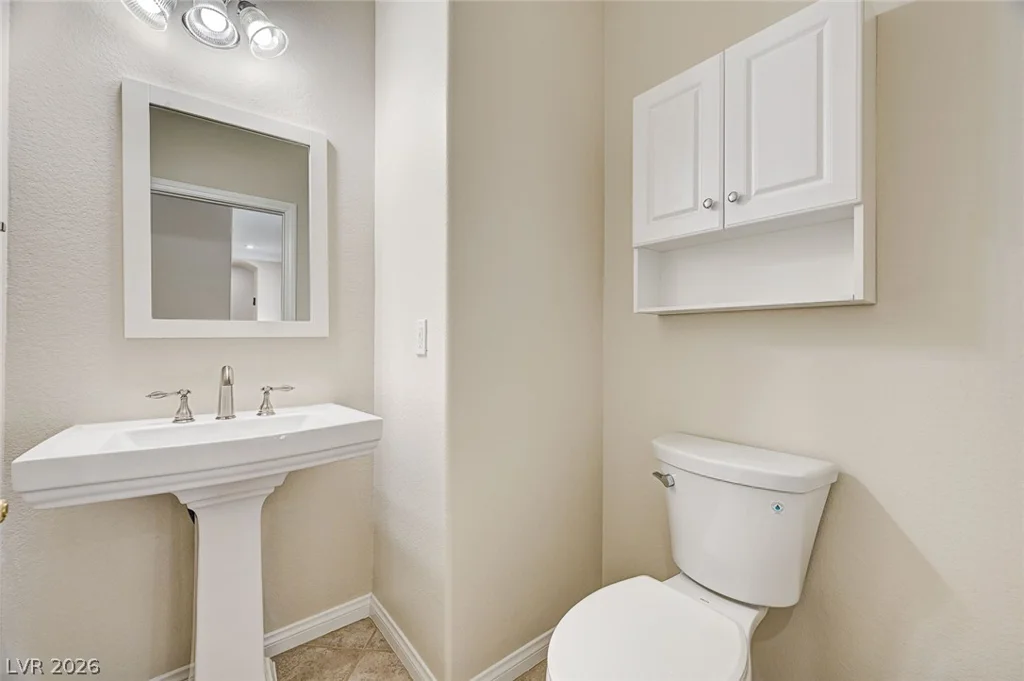 7922 Carson Creek, Las Vegas, NV 89113