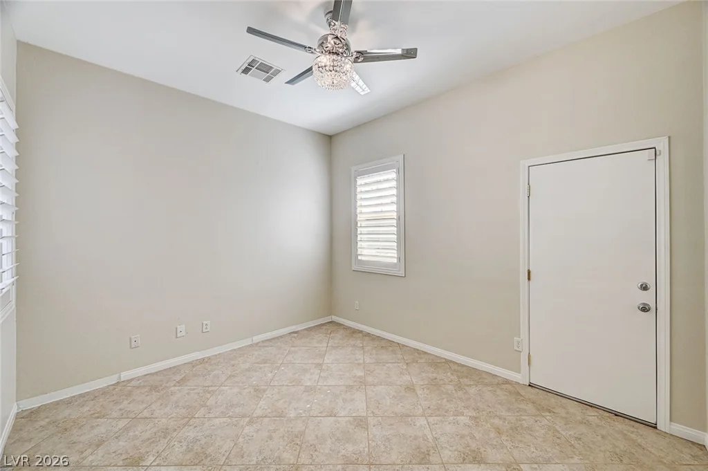 7922 Carson Creek, Las Vegas, NV 89113