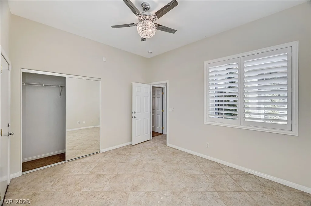 7922 Carson Creek, Las Vegas, NV 89113