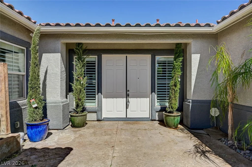 7922 Carson Creek, Las Vegas, NV 89113