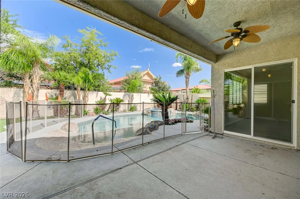 7922 Carson Creek, Las Vegas, NV 89113