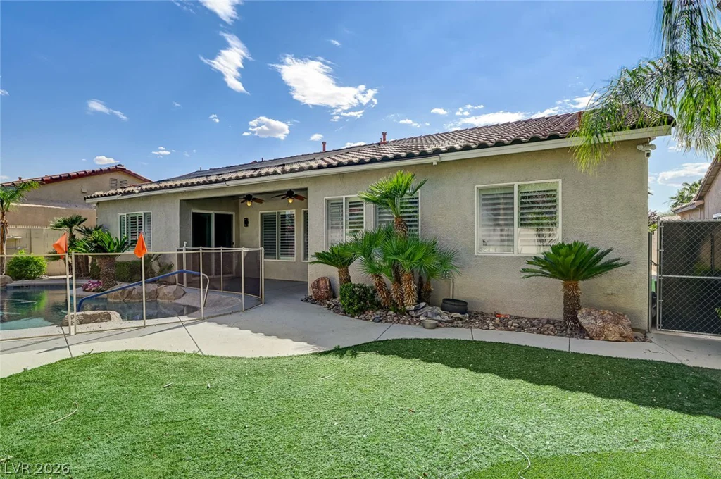 7922 Carson Creek, Las Vegas, NV 89113
