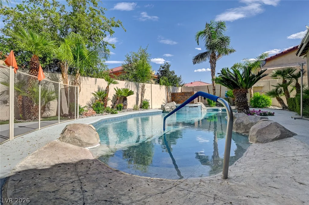 7922 Carson Creek, Las Vegas, NV 89113