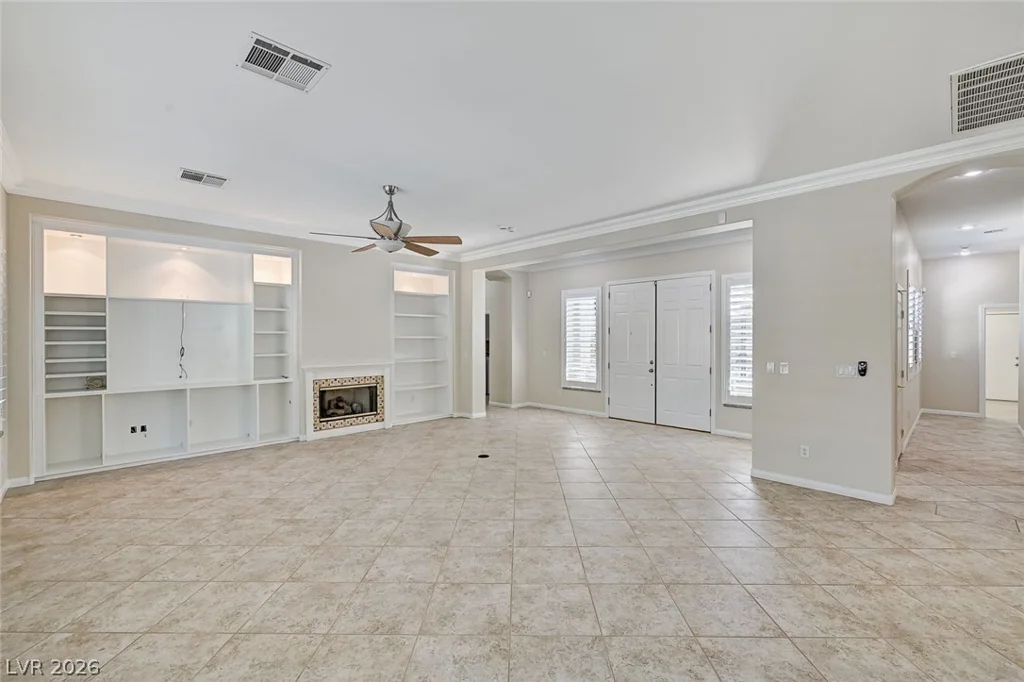 7922 Carson Creek, Las Vegas, NV 89113