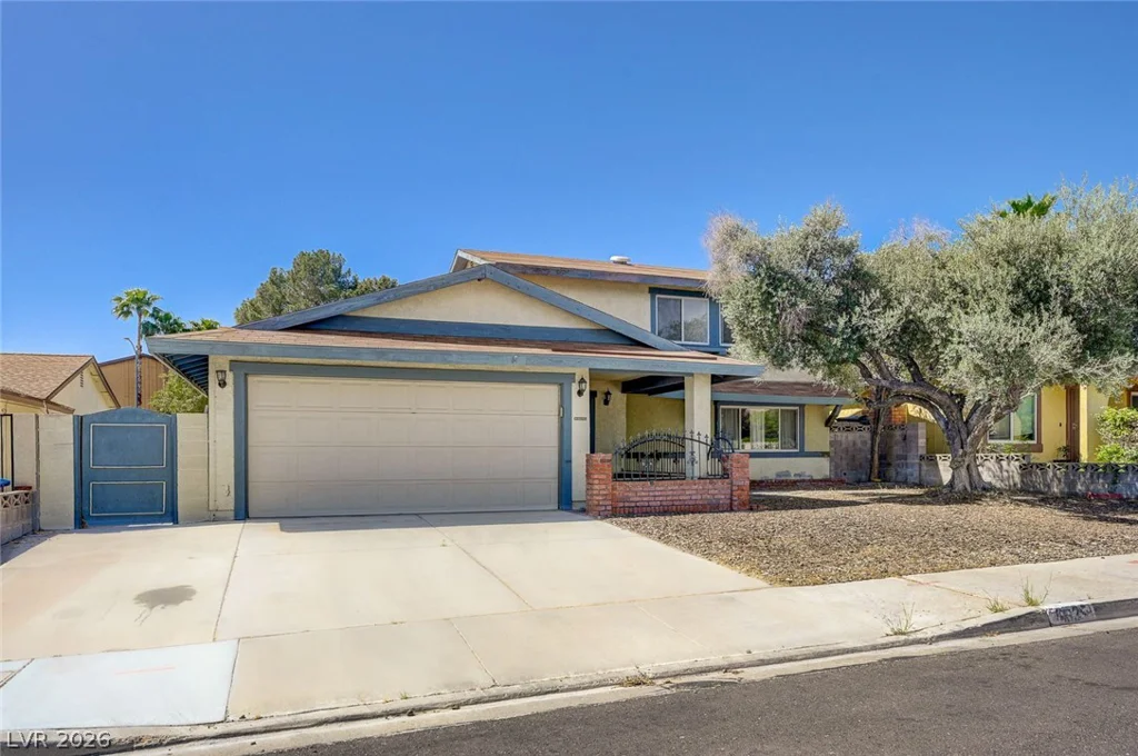 6635 Baywood, Las Vegas, NV 89103