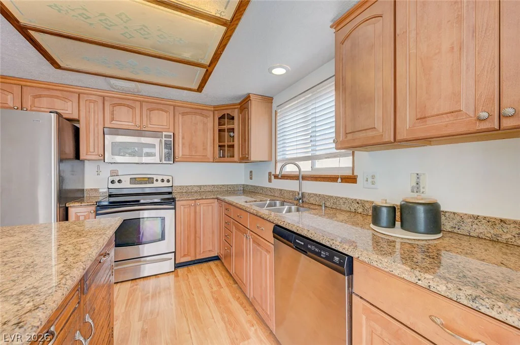 6635 Baywood, Las Vegas, NV 89103