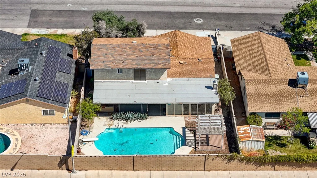 6635 Baywood, Las Vegas, NV 89103