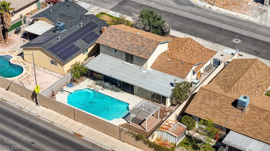 6635 Baywood, Las Vegas, NV 89103