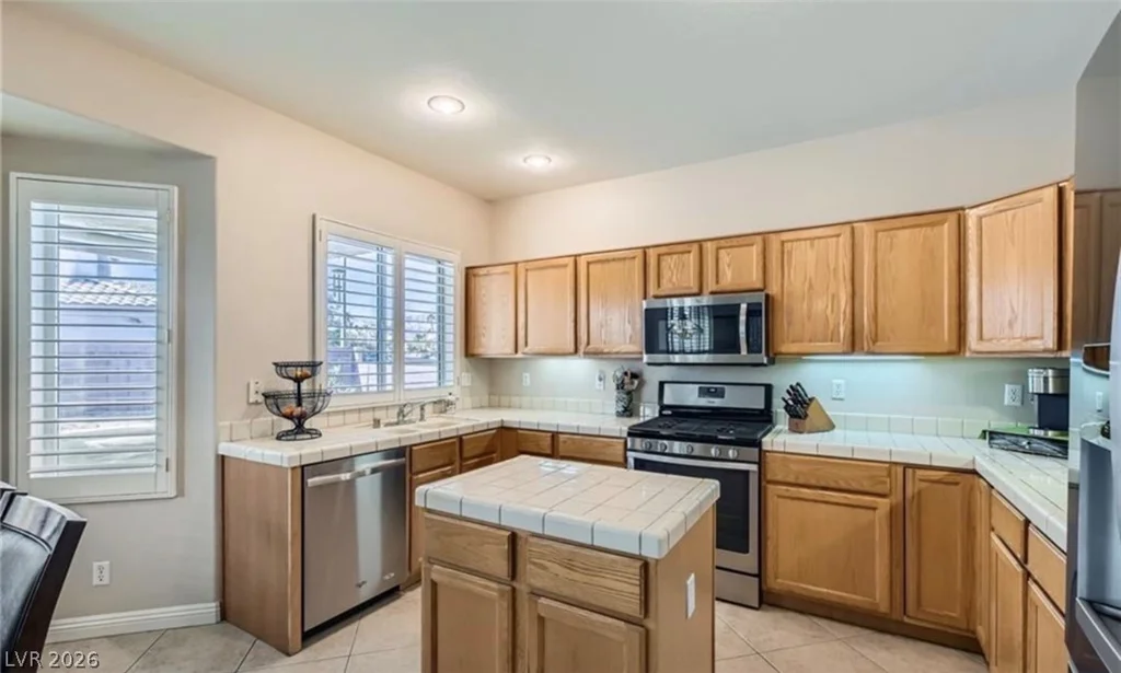 2525 Huber Heights, Las Vegas, NV 89128