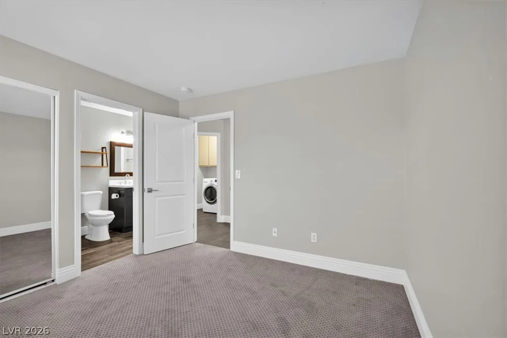10453 Niagara Falls, Las Vegas, NV 89144