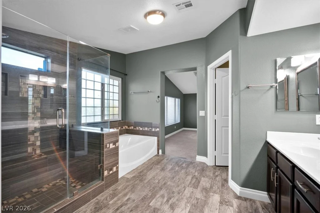 10453 Niagara Falls, Las Vegas, NV 89144