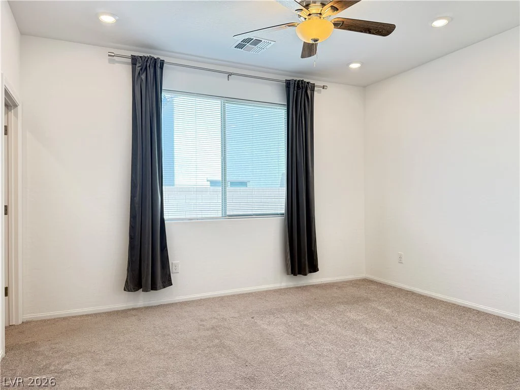 6842 Laguna Blanca, North Las Vegas, NV 89086