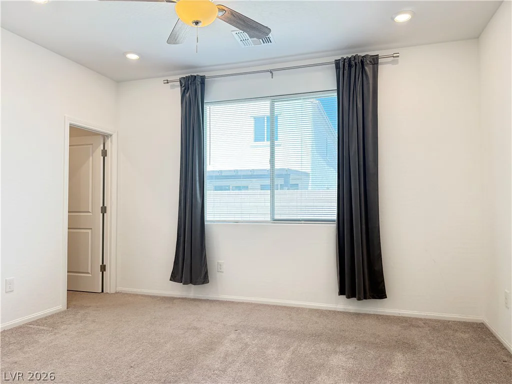 6842 Laguna Blanca, North Las Vegas, NV 89086