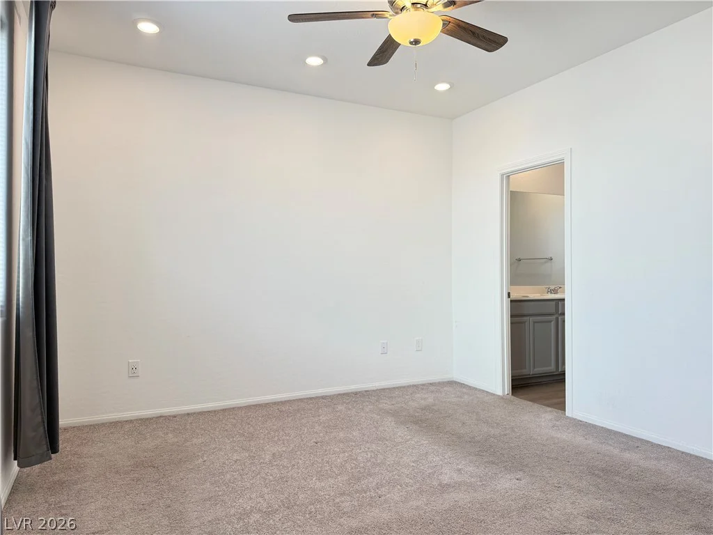 6842 Laguna Blanca, North Las Vegas, NV 89086