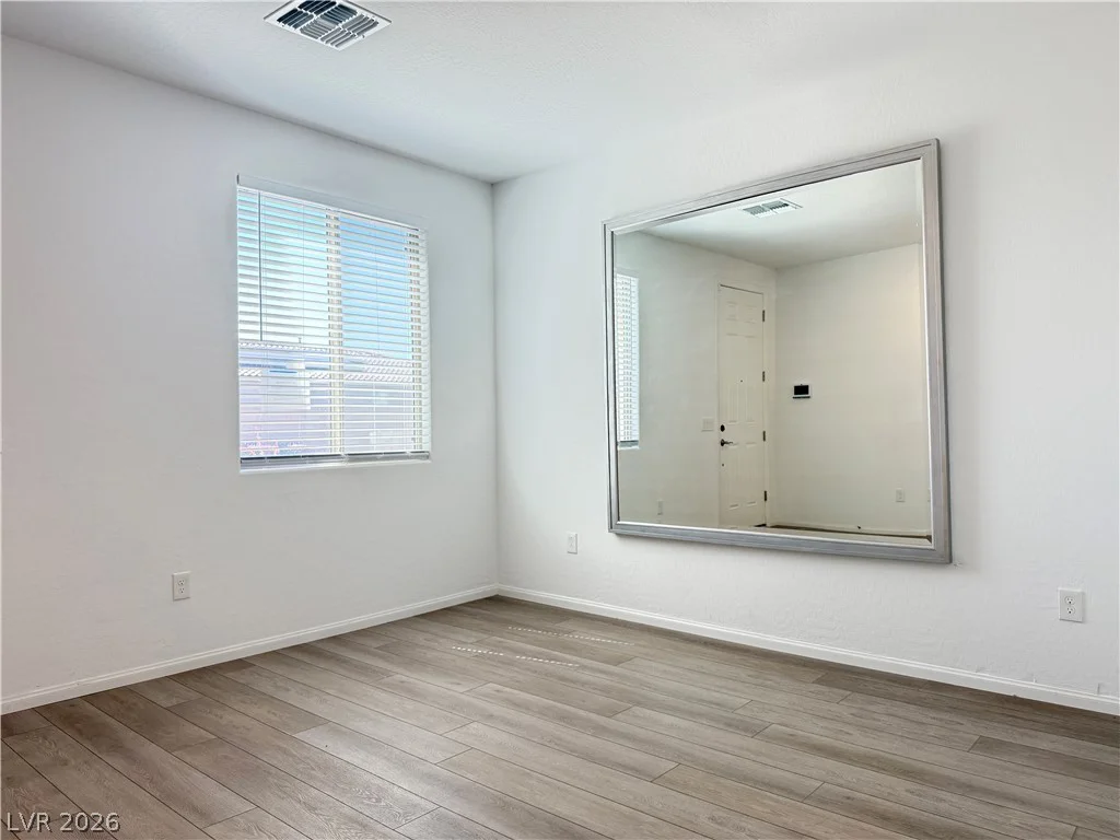 6842 Laguna Blanca, North Las Vegas, NV 89086