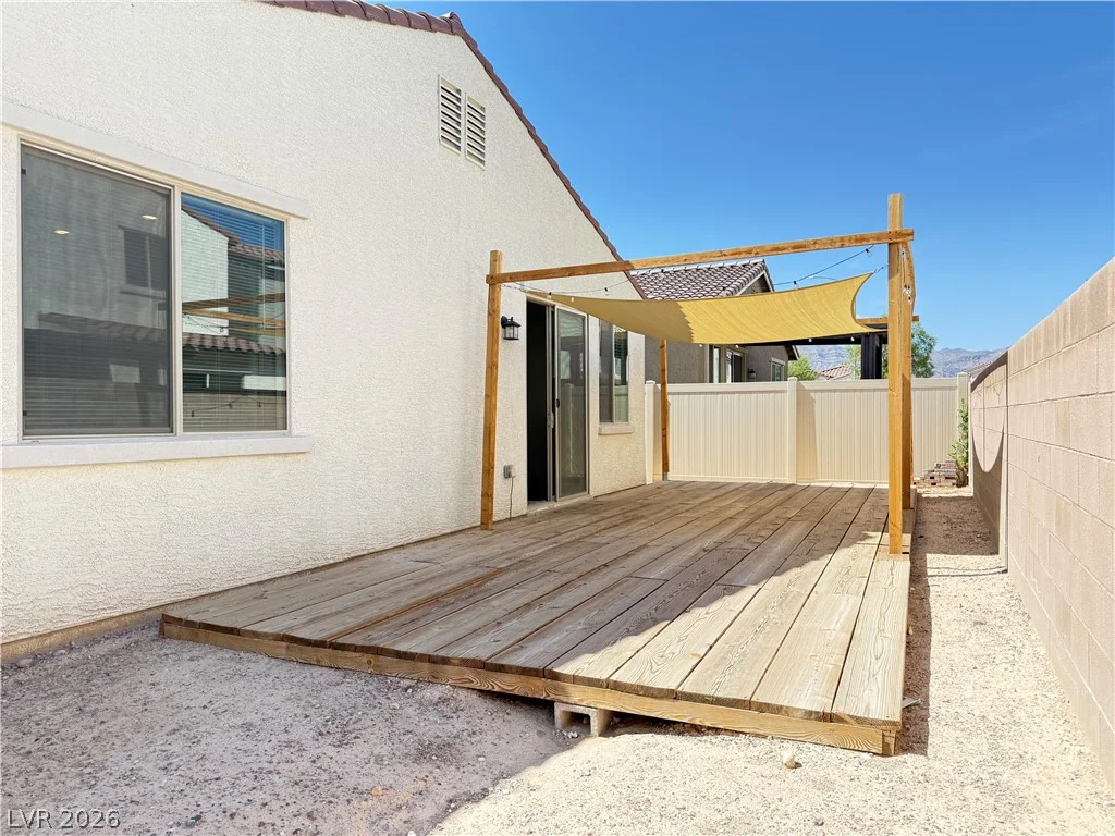 6842 Laguna Blanca, North Las Vegas, NV 89086