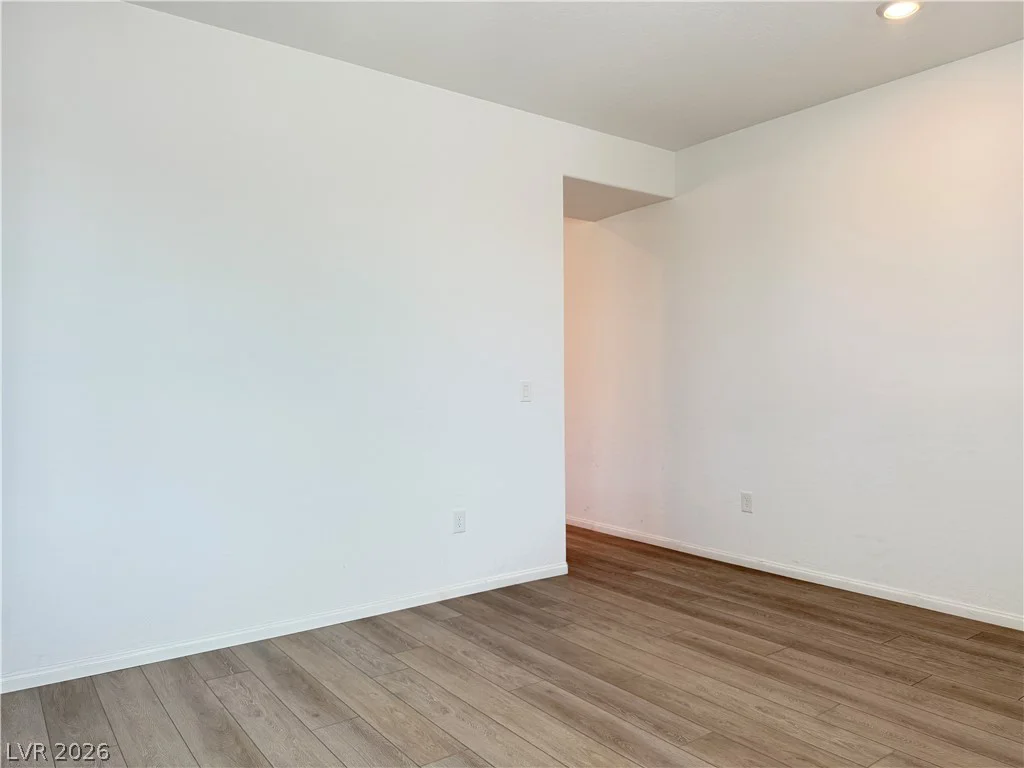 6842 Laguna Blanca, North Las Vegas, NV 89086