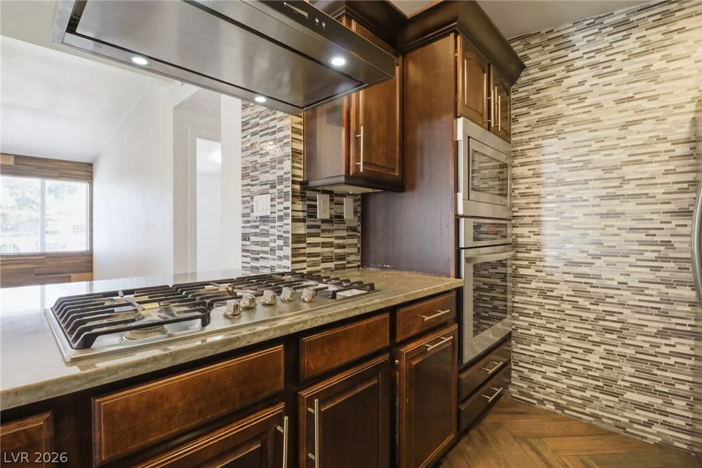 2843 Flower, North Las Vegas, NV 89030
