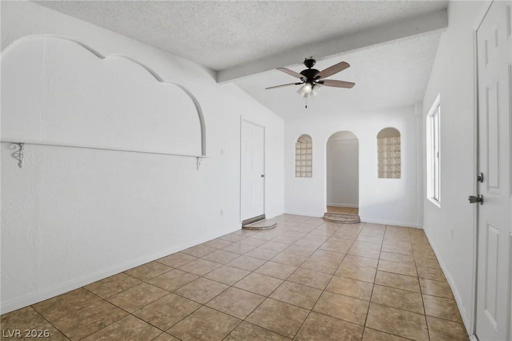 2843 Flower, North Las Vegas, NV 89030