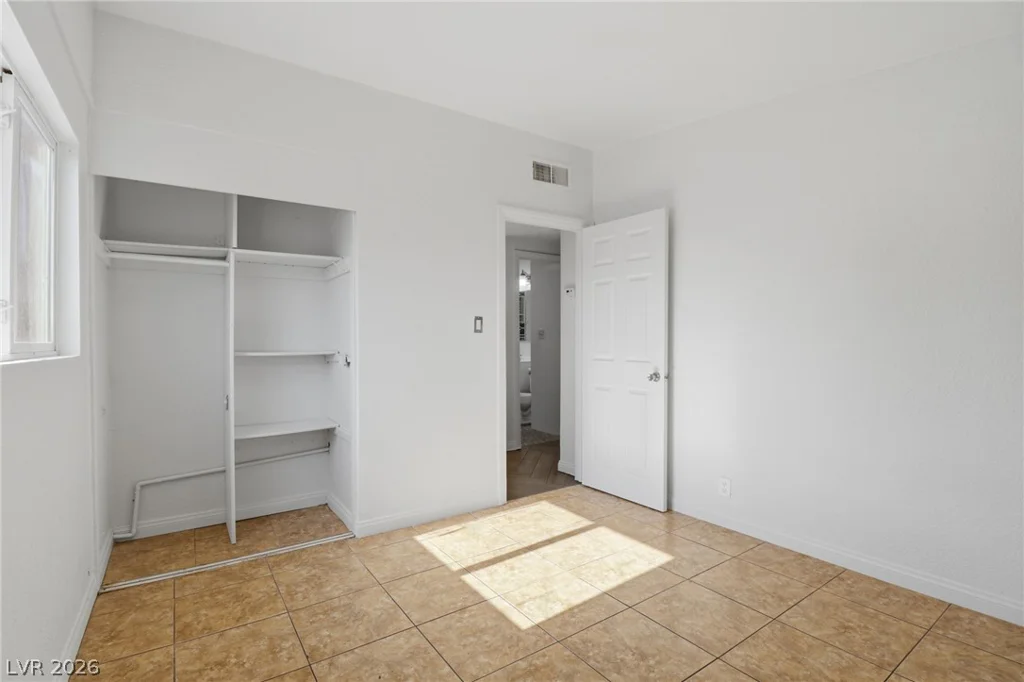 2843 Flower, North Las Vegas, NV 89030