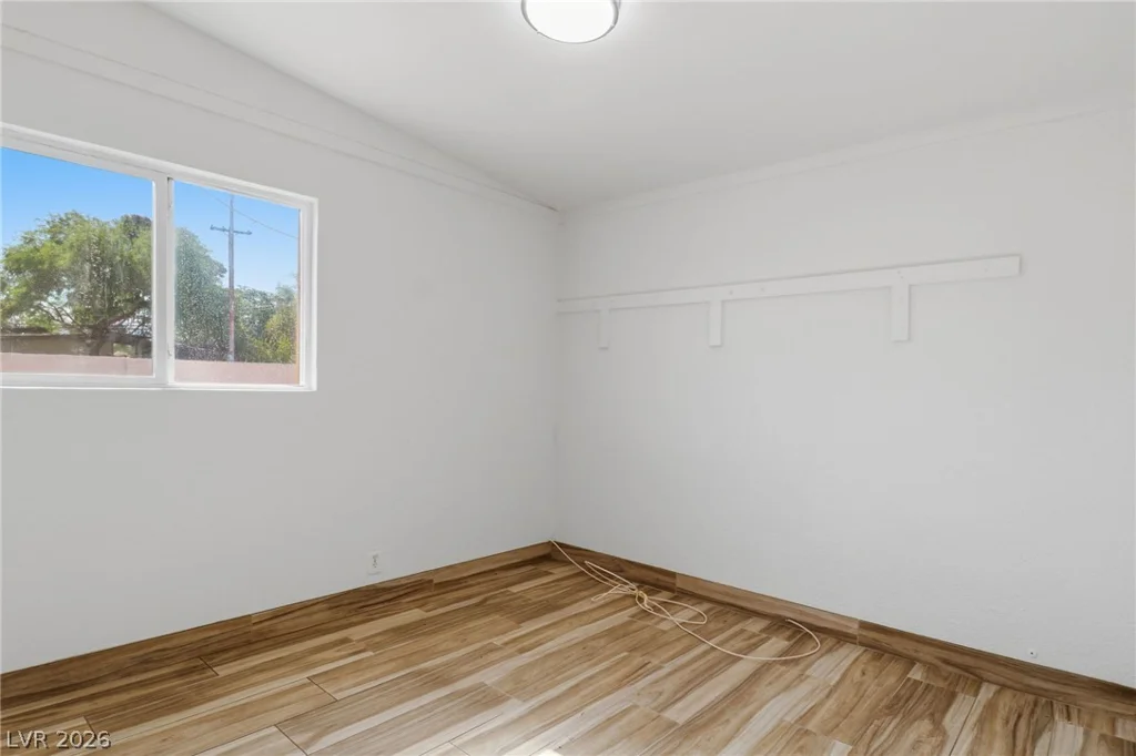 2843 Flower, North Las Vegas, NV 89030