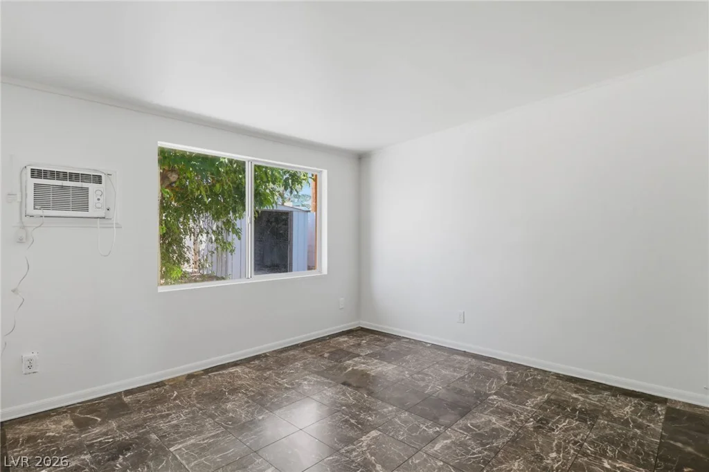 2843 Flower, North Las Vegas, NV 89030