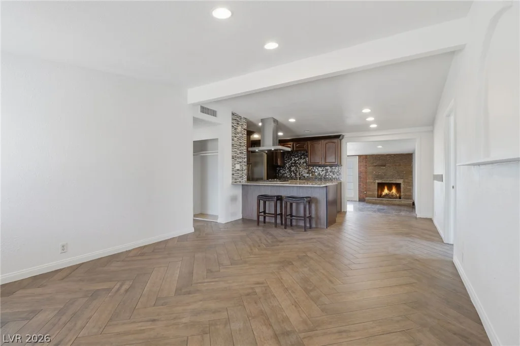 2843 Flower, North Las Vegas, NV 89030