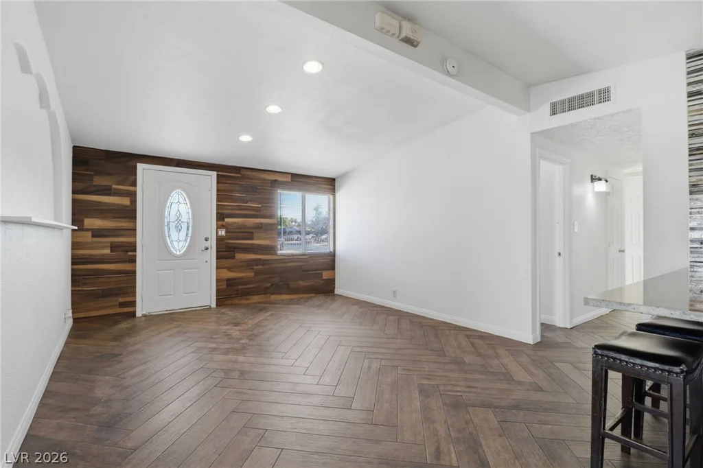 2843 Flower, North Las Vegas, NV 89030