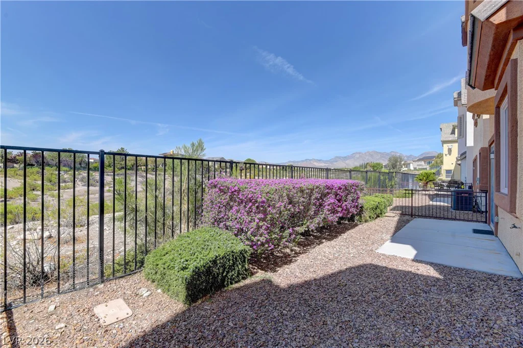 9209 Tudor Park, Las Vegas, NV 89145