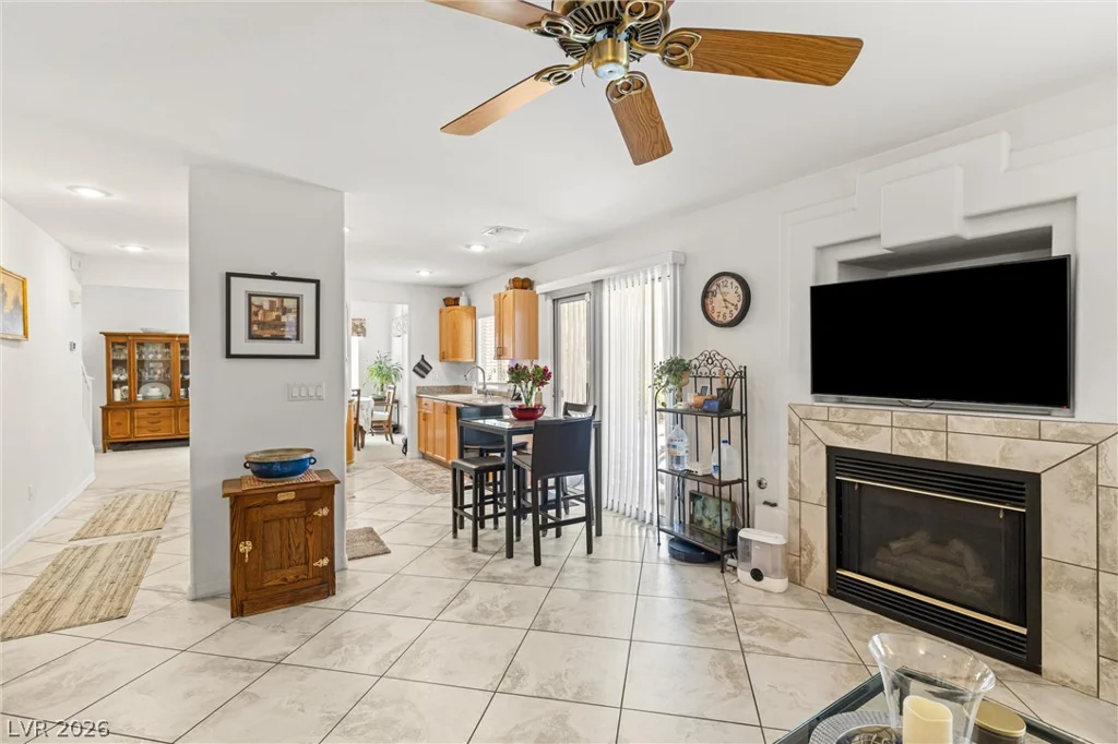 7812 Golden Talon, Las Vegas, NV 89131