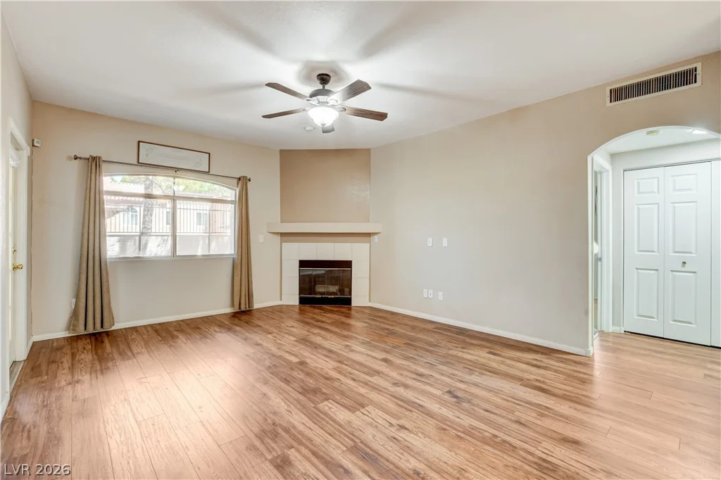 3320 Fort Apache, Las Vegas, NV 89117
