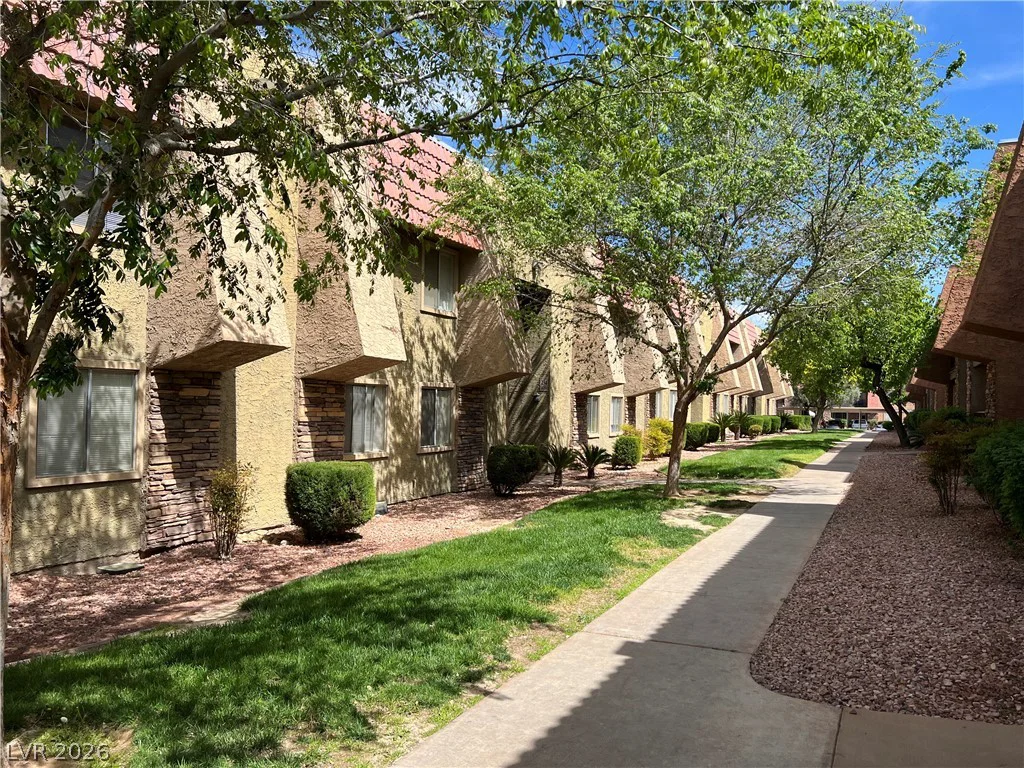 5080 Indian River, Las Vegas, NV 89103