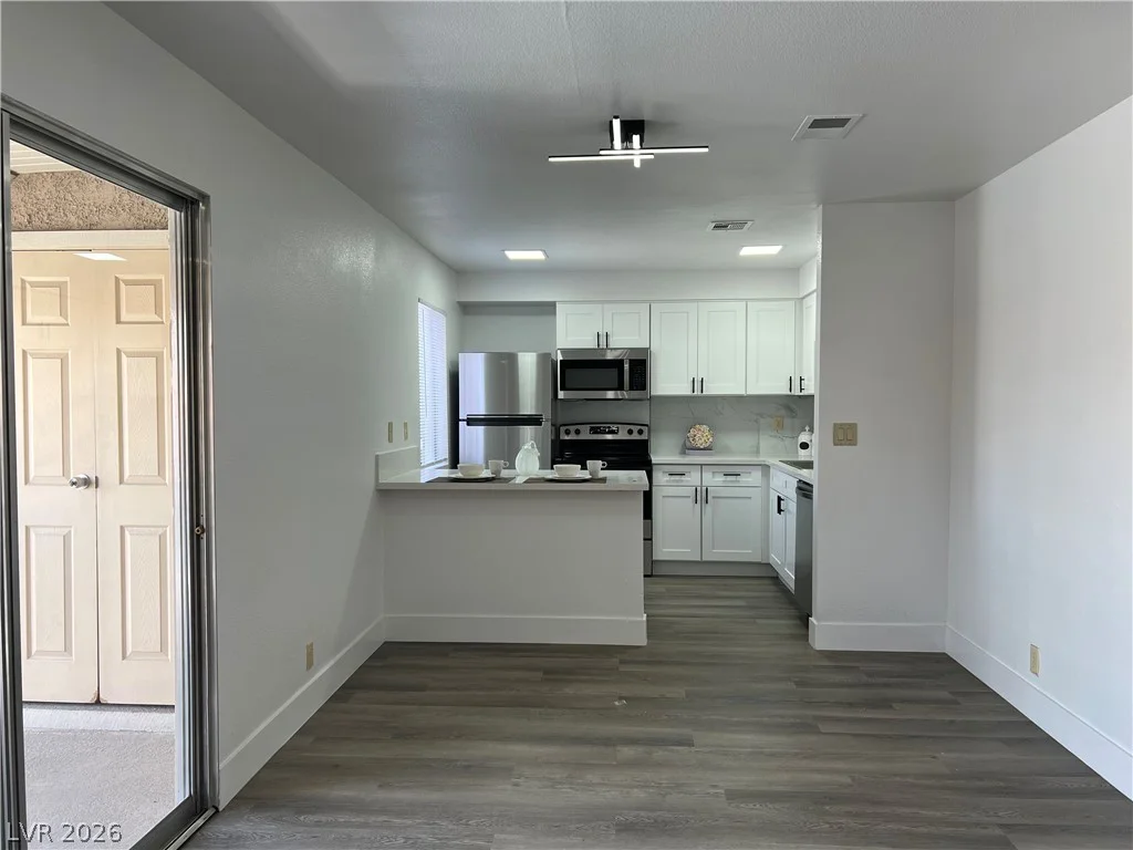 5080 Indian River, Las Vegas, NV 89103