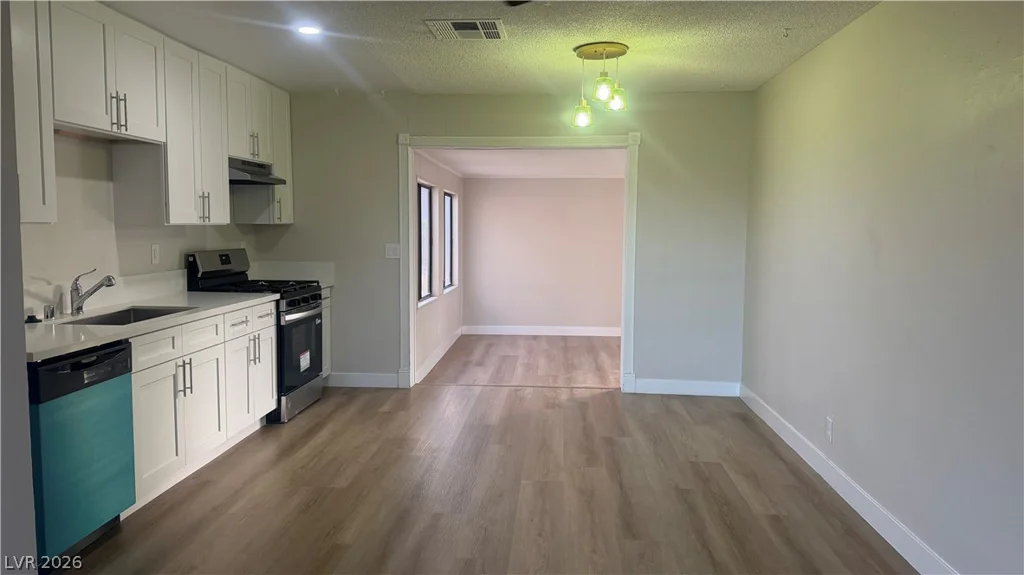 1505 Riggins, Henderson, NV 89011