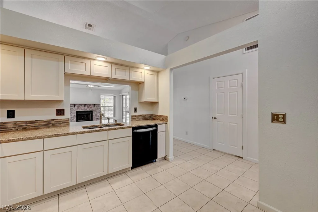 5736 Colwood, Las Vegas, NV 89130