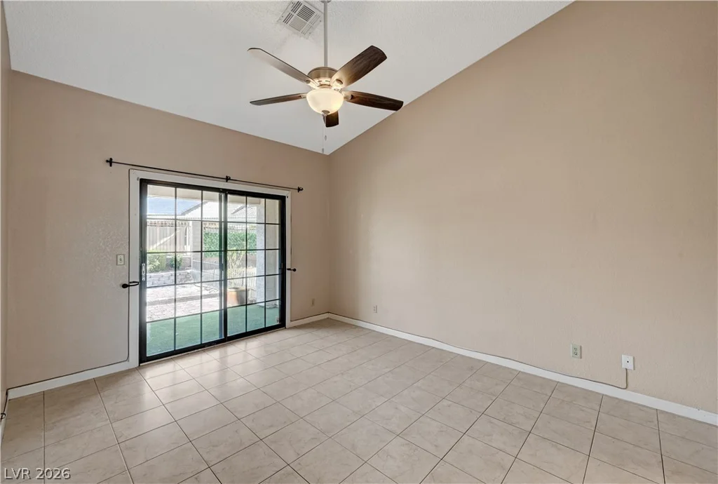 5736 Colwood, Las Vegas, NV 89130