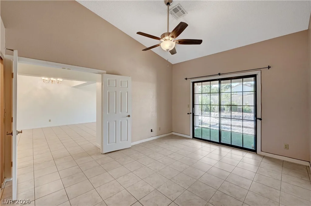 5736 Colwood, Las Vegas, NV 89130
