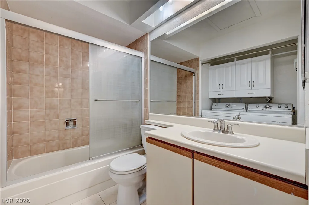 5736 Colwood, Las Vegas, NV 89130