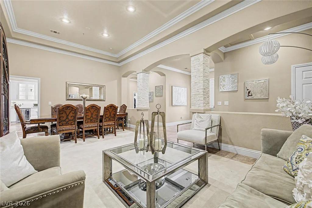 9350 Wilderness Glen, Las Vegas, NV 89178