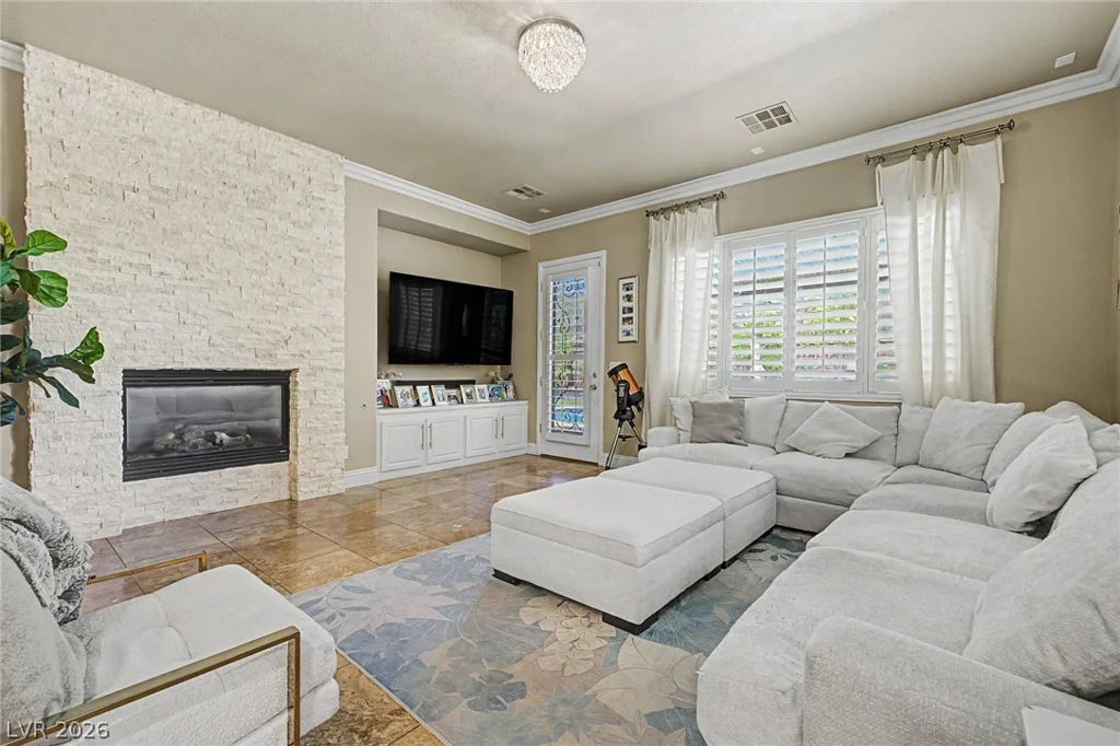 9350 Wilderness Glen, Las Vegas, NV 89178