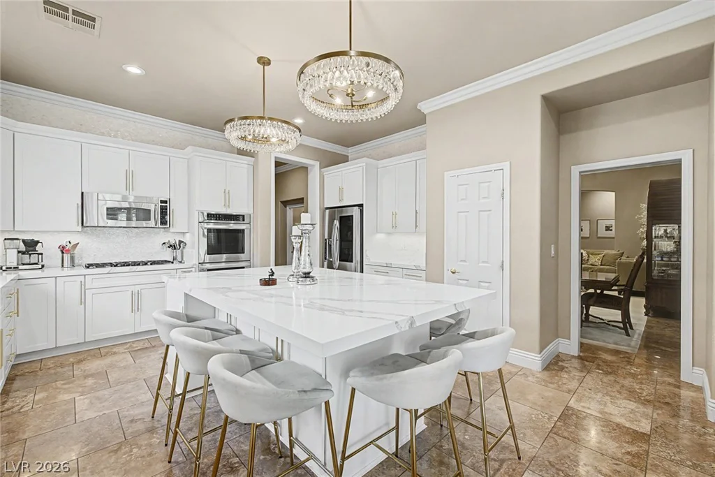 9350 Wilderness Glen, Las Vegas, NV 89178