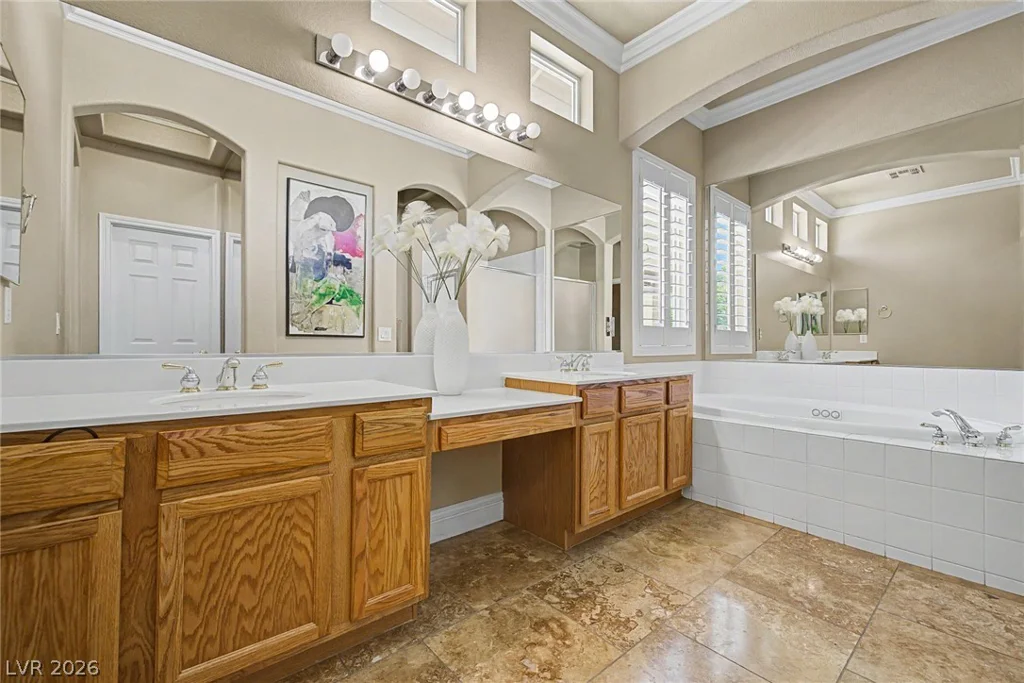 9350 Wilderness Glen, Las Vegas, NV 89178