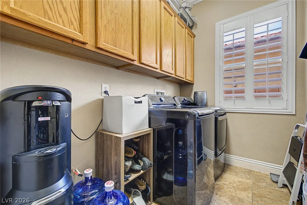 9350 Wilderness Glen, Las Vegas, NV 89178