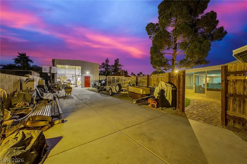 7733 Firethorn, Las Vegas, NV 89123