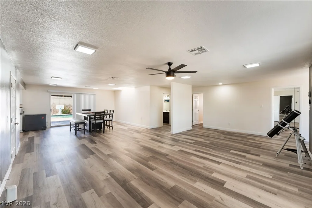 3313 El Camino Real, Las Vegas, NV 89121